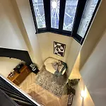 Perfect Party Apartments For Nye, Complimentary Bubbles & Late Checkout